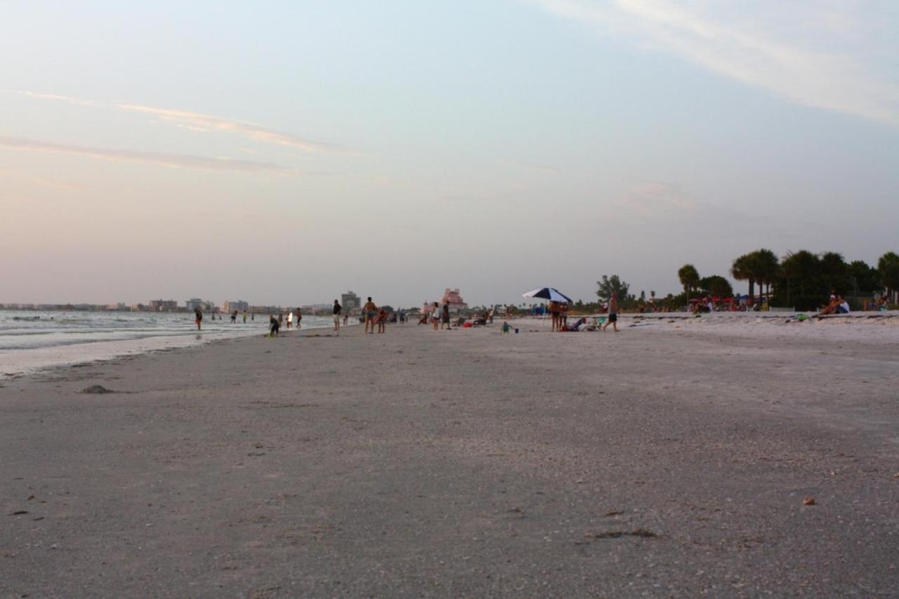 1 - Beach Club At Pass-A-Grille St. Pete Beach Exteriér fotografie